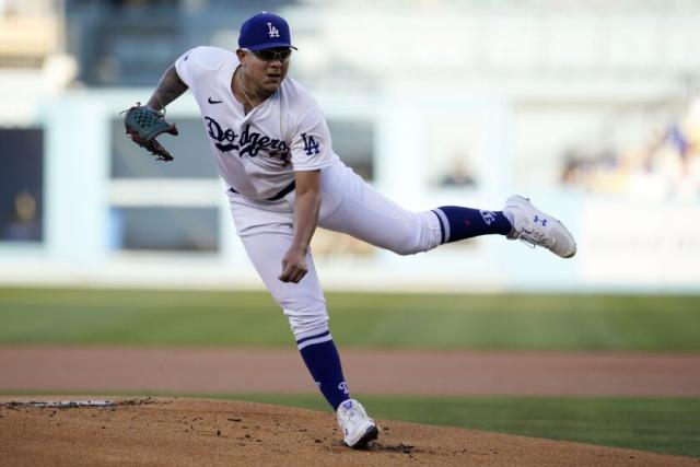 Julio Urias throws to hitters, on track to rejoin Dodgers