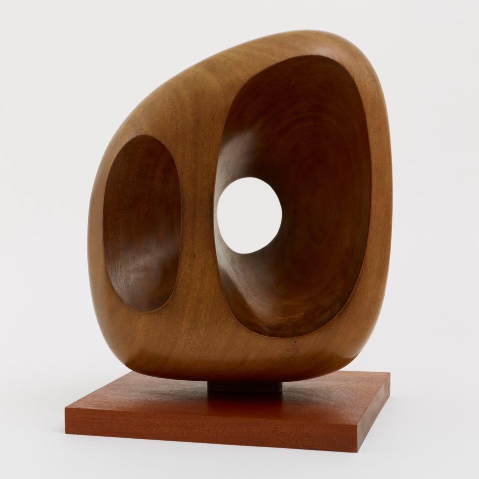 Icon (1957) by Barbara Hepworth is included in the YSP exhibition - Anna Arca
