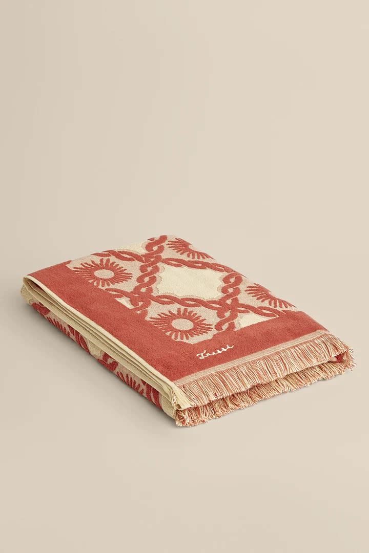 Tressé Jacquard Beach Towel