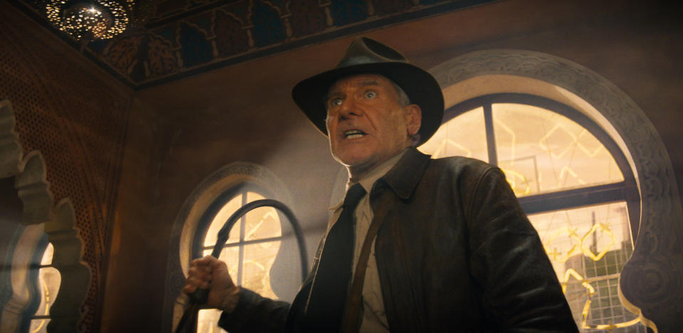 En esta imagen proporcionada por Lucasfilm, Harrison Ford en una escena de "Indiana Jones and the Dial of Destiny". (Lucasfilm Ltd. vía AP)