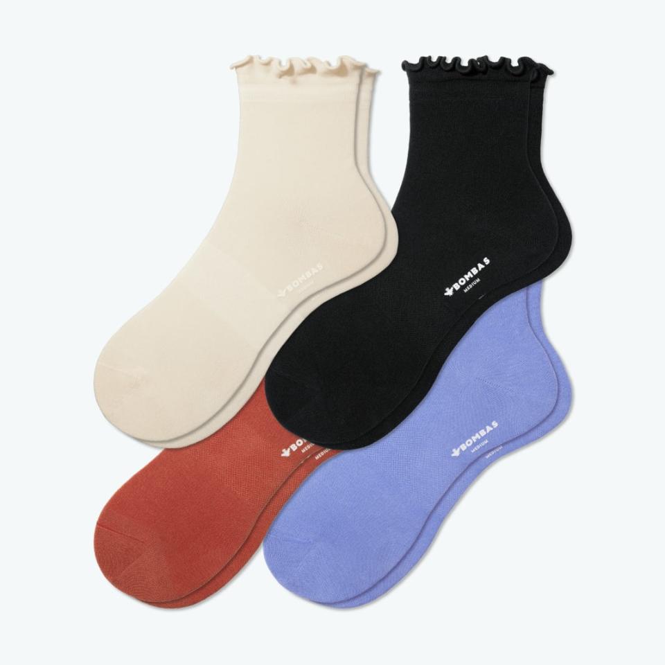 <p><a href="https://go.redirectingat.com?id=74968X1596630&url=https%3A%2F%2Fbombas.com%2Fproducts%2Fwomens-lightweight-frill-quarter-sock-4-pack%3Fvariant%3Diris-black-mix%26size%3Dm&sref=https%3A%2F%2Fwww.countryliving.com%2Fshopping%2Fgifts%2Fg42539001%2Fvalentines-gifts-for-friends%2F" rel="nofollow noopener" target="_blank" data-ylk="slk:Shop Now;elm:context_link;itc:0;sec:content-canvas" class="link ">Shop Now</a></p><p>Women's Lightweight Frill Quarter Sock 4-Pack</p><p>bombas.com</p><p>$68.40</p><span class="copyright">Bombas</span>