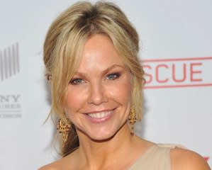 Rescue Me' battler Andrea Roth is a sunny new mom