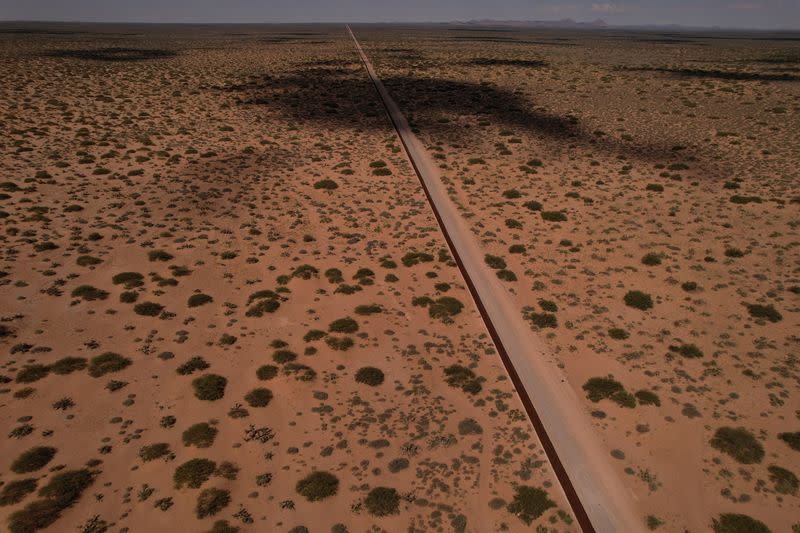 As temperatures rise, desert trek across U.S.-Mexico border becomes more perilous for migrants