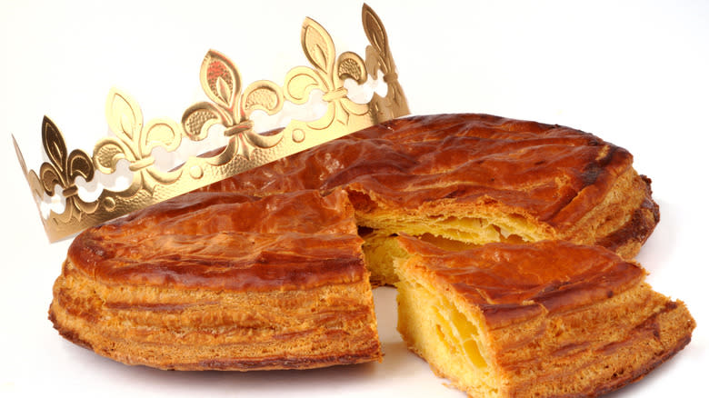 King cake with crown