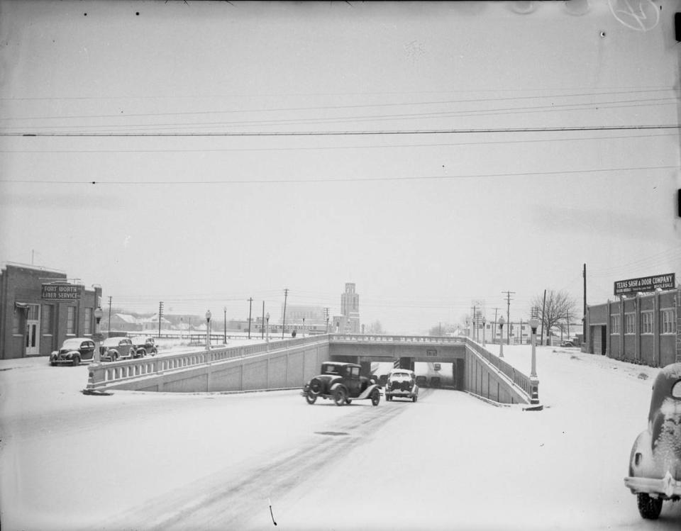 Drivers on Henderson Street in Fort Worth went out of their way to avoid slick inclines on Jan. 22, 1940, after a brutal winter storm.