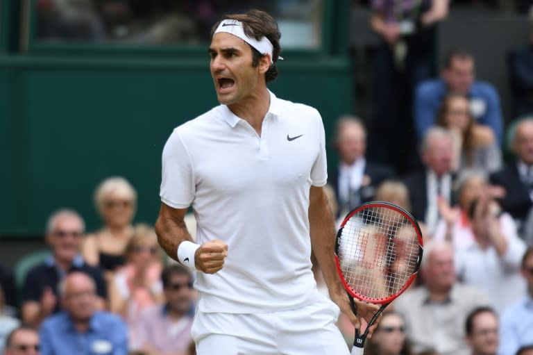 Roger Federer returns to Wimbledon as favourite to capture a record-breaking eighth title and become the tournament's oldest champion