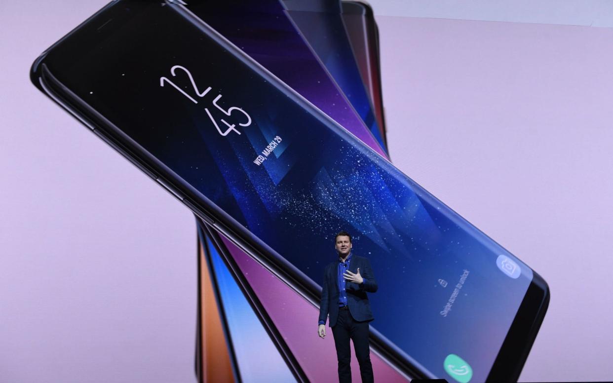 Samsung's Justin Denison unveils the Galaxy S8 - AFP