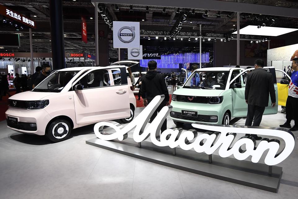 Models of the new Hong Guang Mini EV Macaron