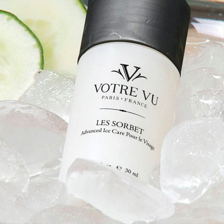 Votre Vu's frozen serum is the perfect cool-down for your complexion this summer. Find out here everything about the serum you keep in your freezer.