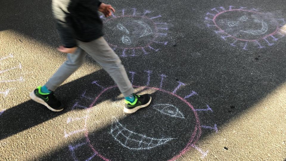 Der EU-Gesundheitsbehörde ECDC zufolge haben Kinder unter den erfassten Covid-19-Fällen nur einen sehr kleinen Anteil.