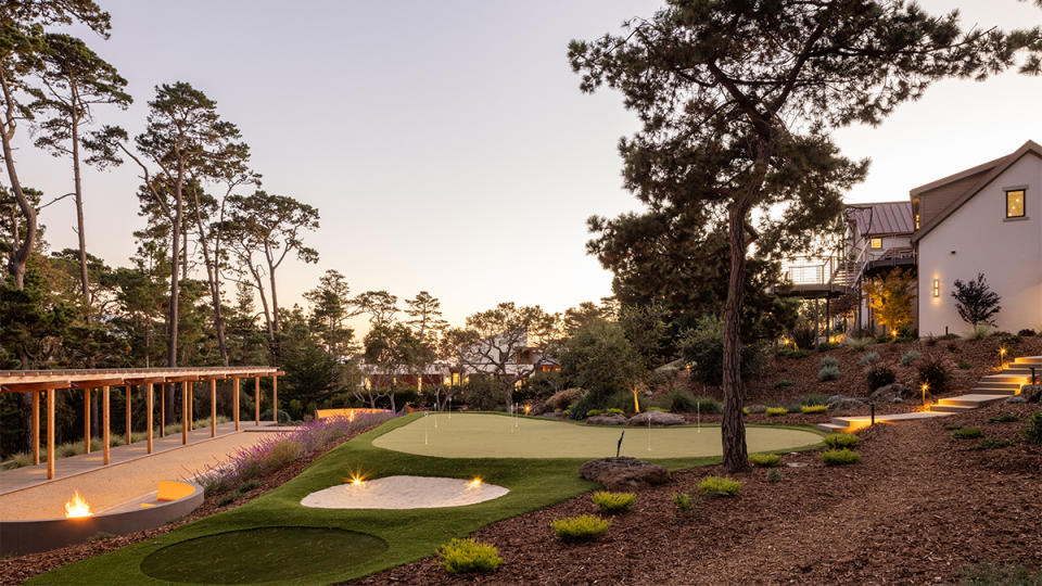 3225 Macomber Drive putting green