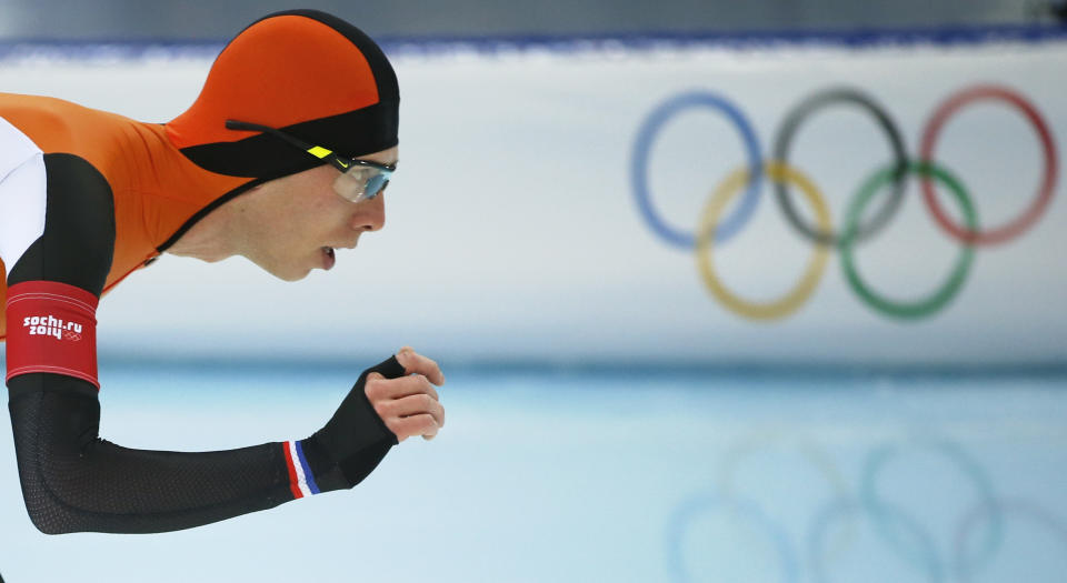 Gold medallist Jorrit Bergsma of the Netherlands competes in the men's 10,000-meter speedskating race at the Adler Arena Skating Center during the 2014 Winter Olympics in Sochi, Russia, Tuesday, Feb. 18, 2014. (AP Photo/Pavel Golovkin)