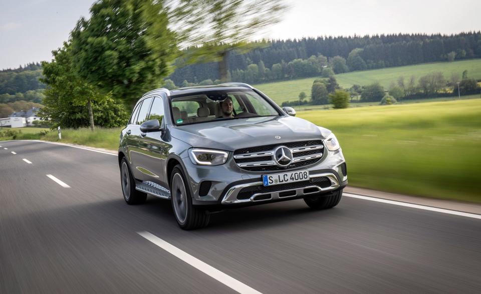 <p>2020 Mercedes-Benz GLC300</p>