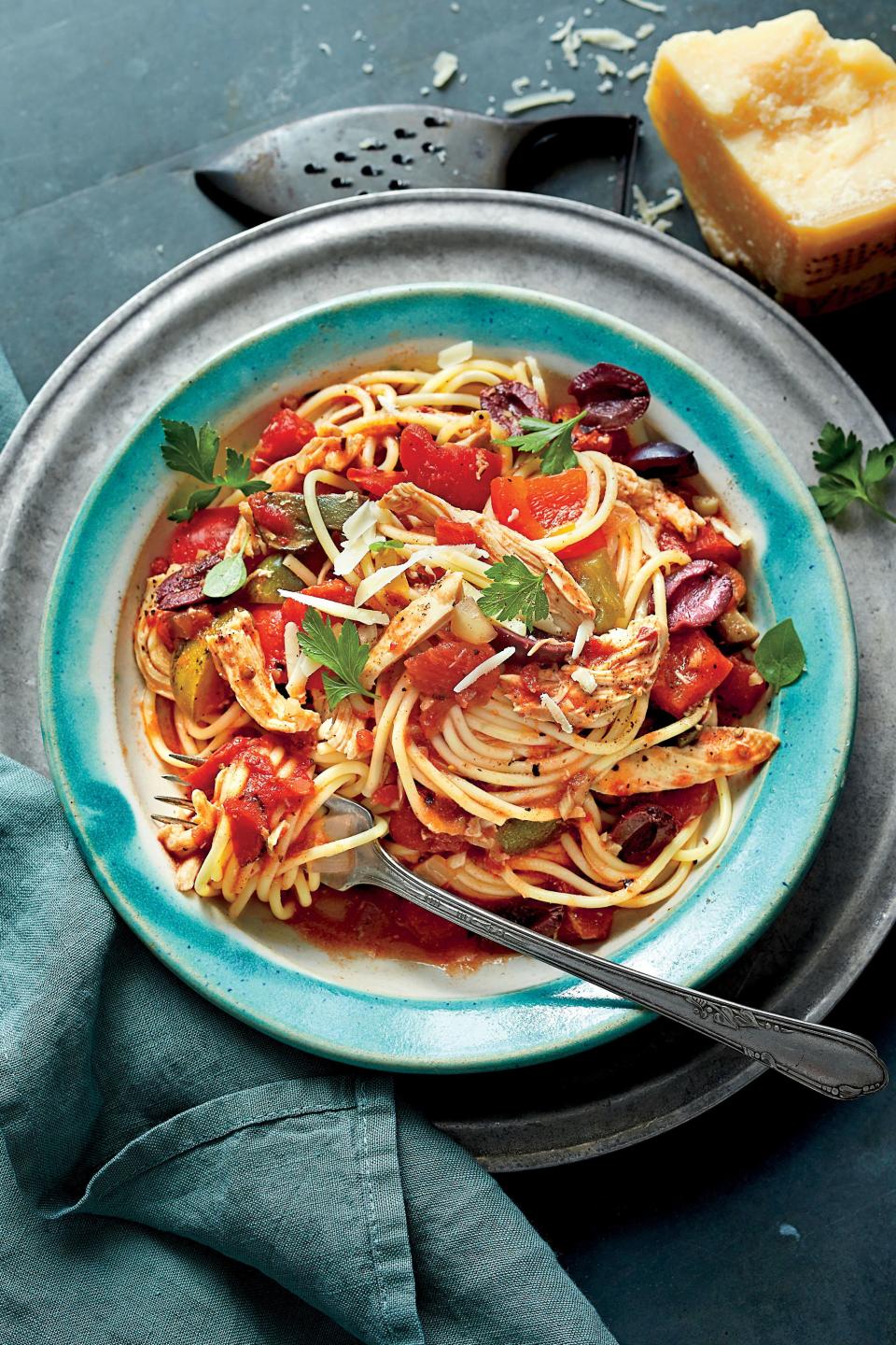 Slow-Cooker Chicken Cacciatore with Spaghetti