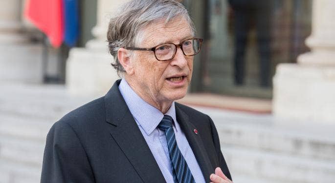 Bill Gates revela qué tipo de smartphone usa a diario