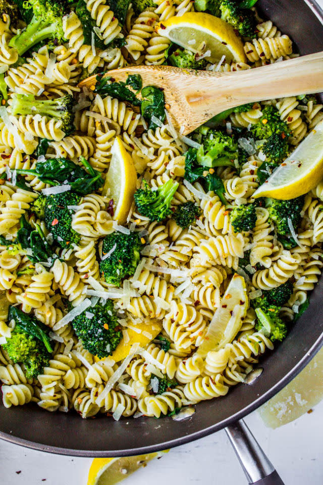 Lemon Broccoli Pasta Skillet