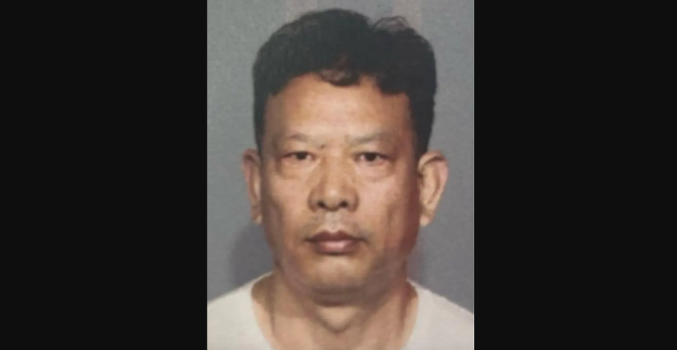 Yaorong Wan, 49, of Queens, was arrested in Manhattan after a string of jewelry thefts (Manhattan District Attorney’s Office)