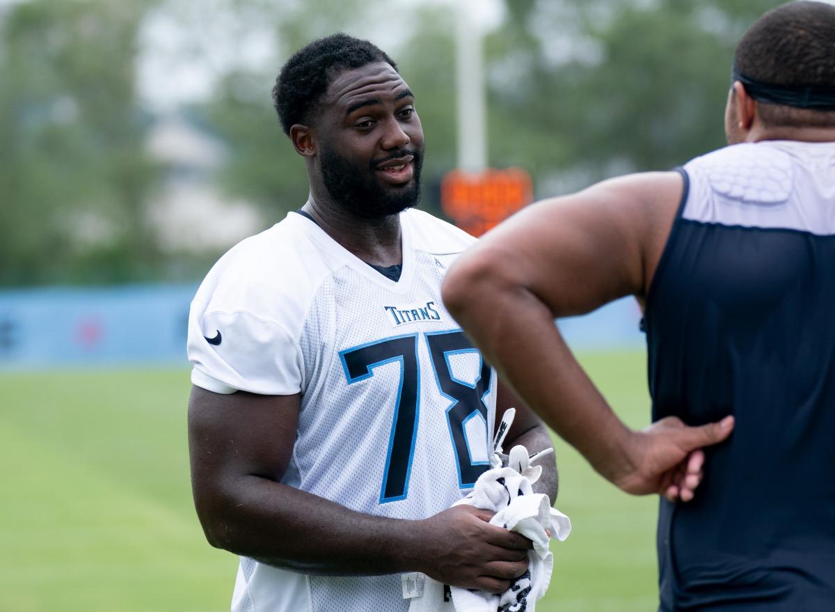 NFL reinstating Tennessee Titans OT Nicholas Petit-Frere early from  gambling suspension