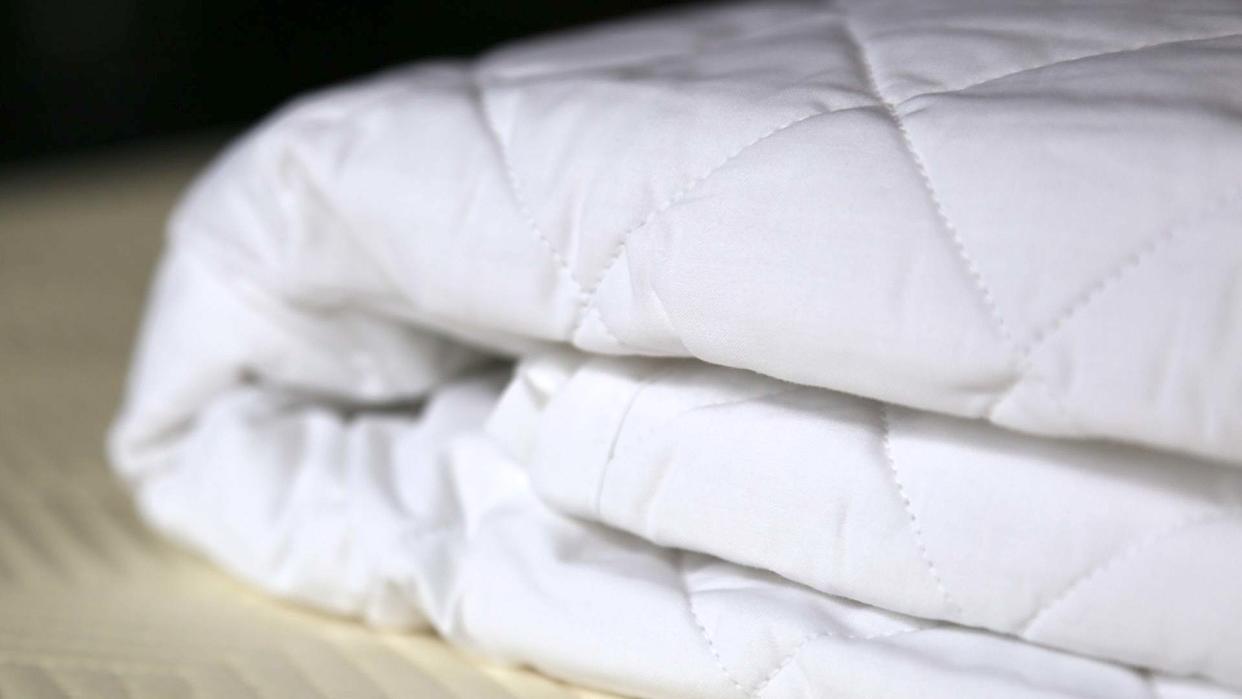  Scooms 100% Pure Cotton mattress protector review. 