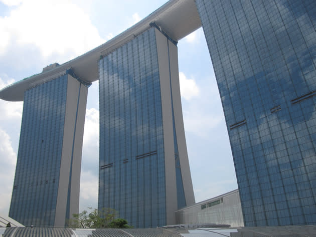 The three MBS towers in daytime. Tower 1 was affected by Friday night's blackout. (Yahoo! file photo)