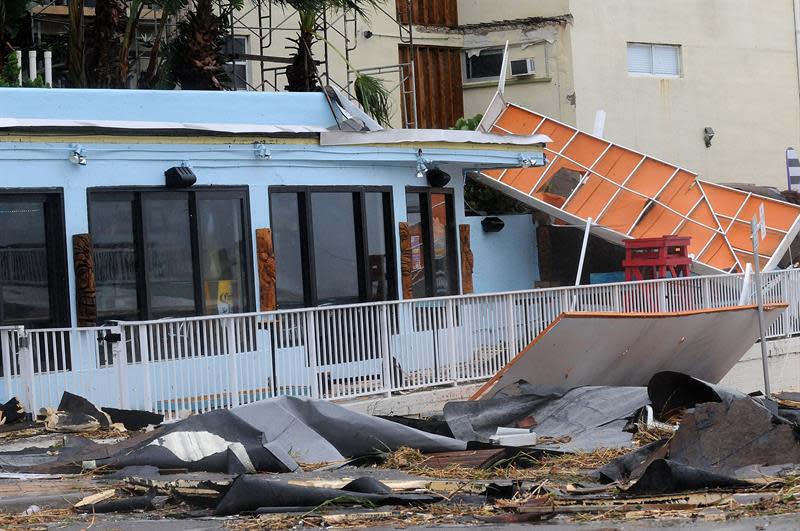 Edificios afectados en Daytona Beach, Florida. (EFE)