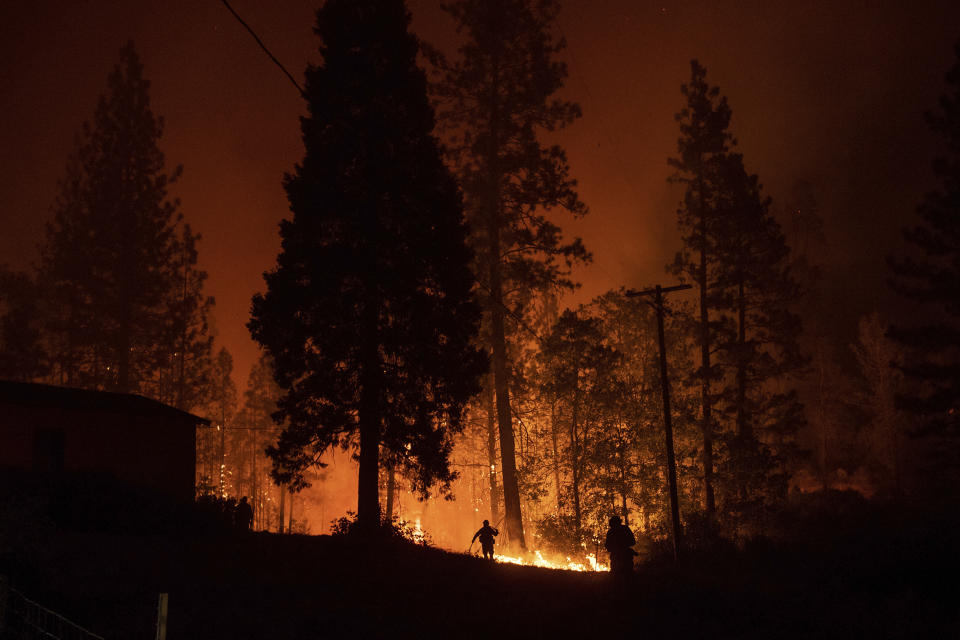 Northern California wildfire surges