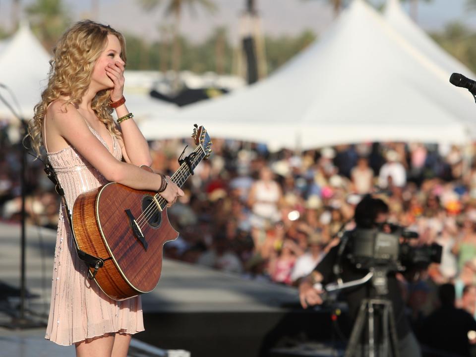 taylor swift stagecoach 2008