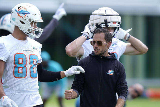 Dolphins announce 2022 public training camp schedule, including joint  practice with Eagles - CBS Miami