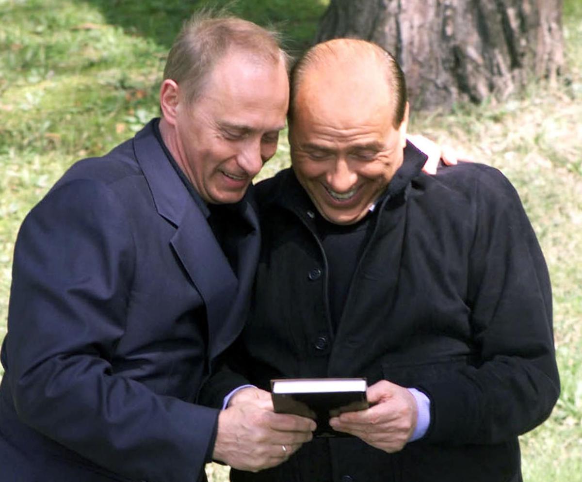 Silvio Berlusconi et Vladimir Poutine, l'amitié qui interpelle