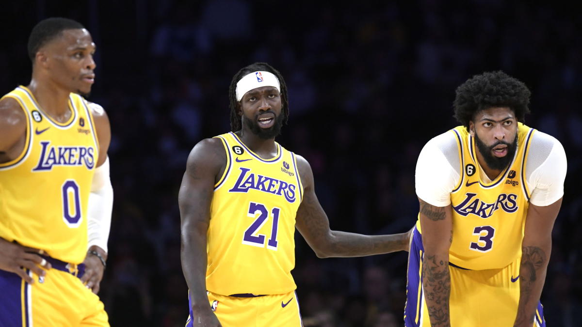 The Lakers had a tough start in their preparation: loss to Sacramento