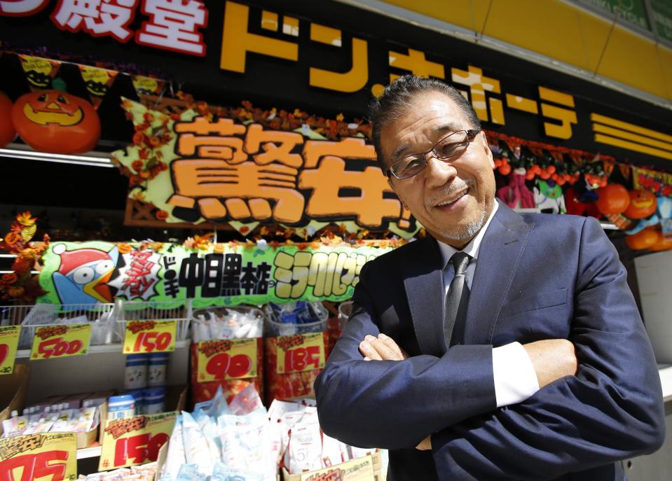 Japanese discount store operator Don Quijote Holdings CEO Takao Yasuda poses for a photo at Don Quijote’s central branch store in Tokyo September 30, 2014. (C). REUTERS/Toru Hanai (JAPAN – Tags: BUSINESS FOOD)