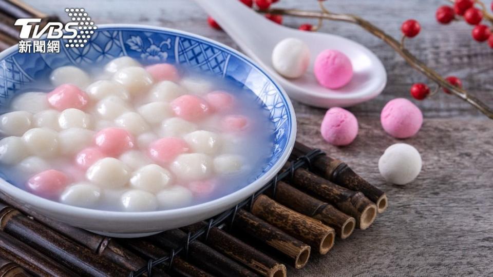 鄭宇真醫師指出，若有胃食道逆流困擾，湯圓也應該少吃。（示意圖／Shutterstock達志影像）