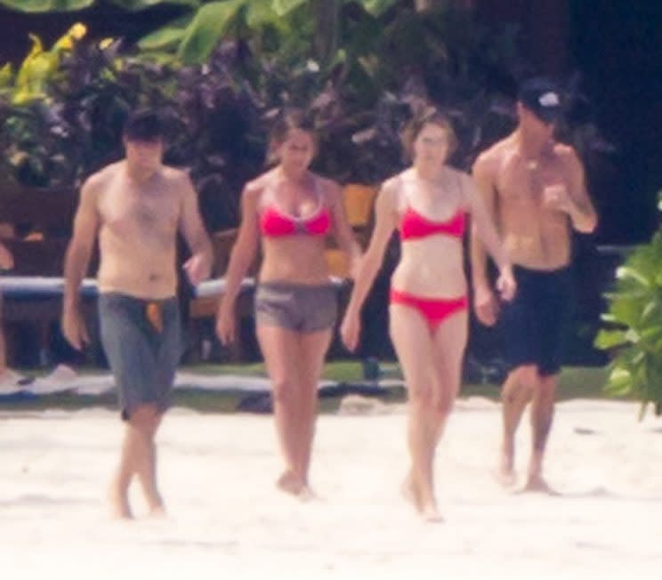 Bateman and Anka accompanied Aniston and Theroux on their honeymoon. (Photo: FameFlynet)