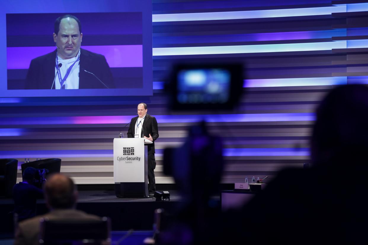 Andy Müller-Maguhn speaks at the Cyber Security Summit 2014 in Bonn Germany. (Ollendorf/Itterman (Telekom))