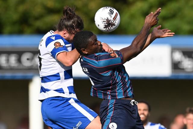 John Askey to hand start to ex-Charlton Athletic striker against