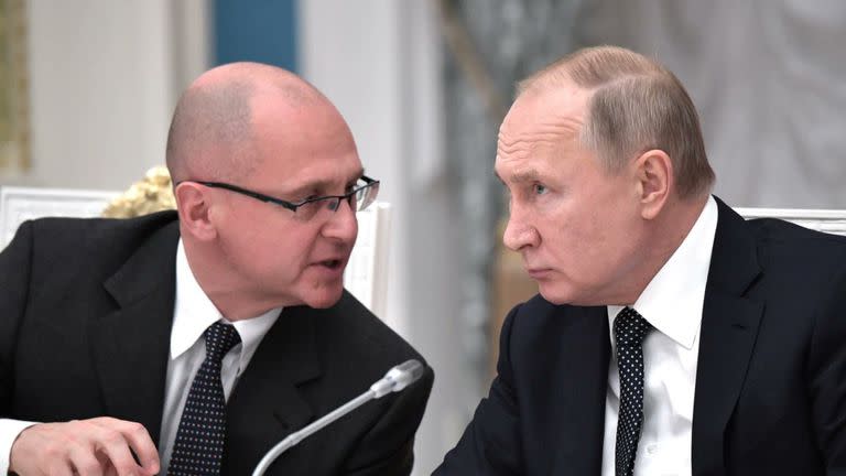 Sergei Kiriyenko y Vladimir Putin