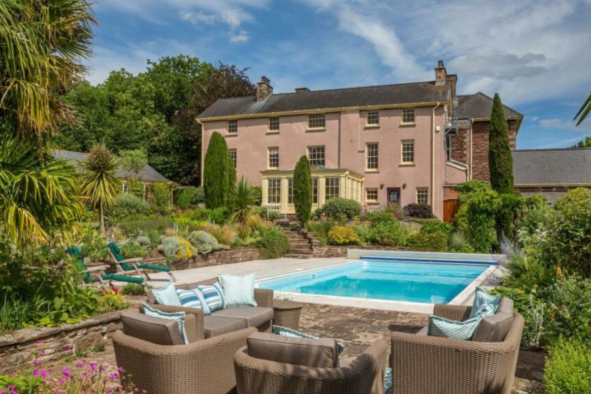 Stunning six bedroom home with swimming pool up for sale for £2.5M <i>(Image: Knight Frank)</i>