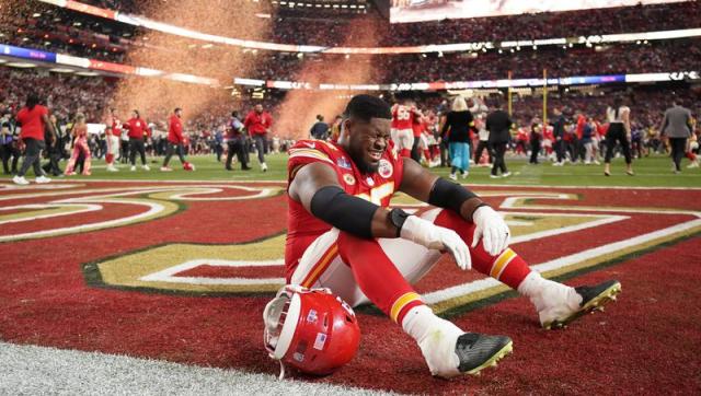 This Chiefs player says he comforted kids after the Kansas City parade  shooting - Yahoo Sports