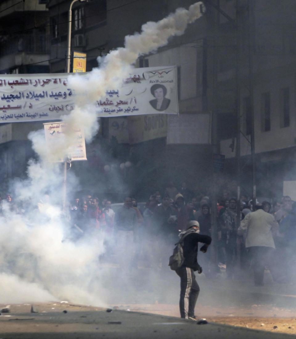 Egyptian security forces clash with supporters of ousted president Mursi at Nasr City district in Cairo