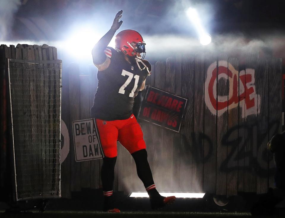 Browns offensive tackle Jedrick Wills Jr. takes the field before playing the Steelers on Sept. 22, 2022, in Cleveland.