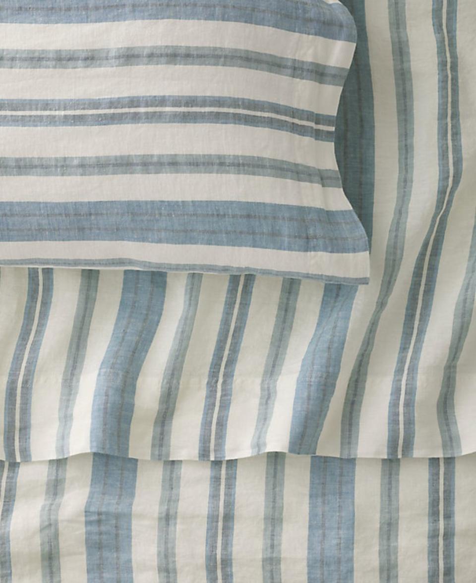 The dusk blue shadow stripe sheets