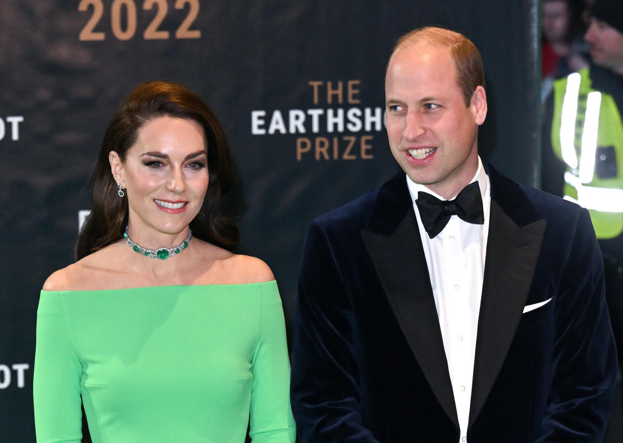 Princesa Kate y Príncipe William de Gales (Photo by Karwai Tang/WireImage)