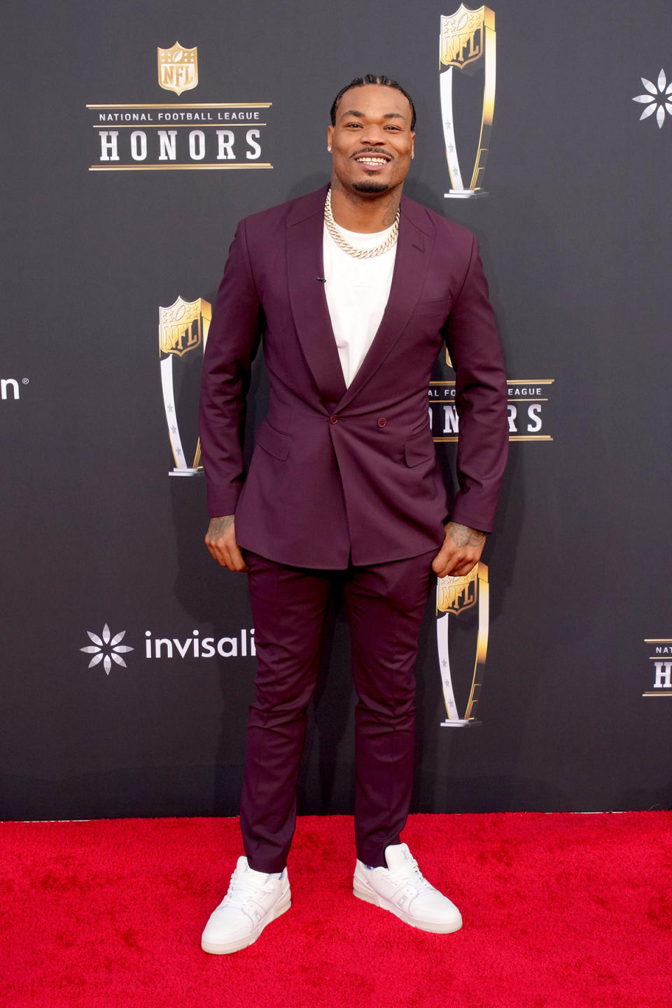 Purple Is Trending at the 2024 NFL Honors Justin Hartley, Derwin James