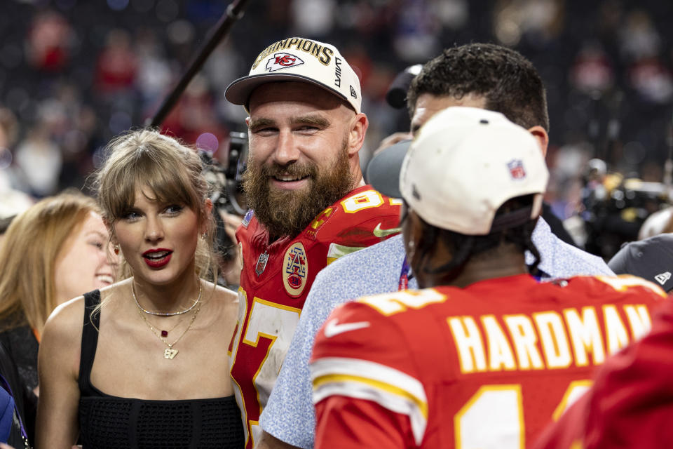 Travis Kelce Was 'Blushing' When Taylor Swift Attended 1st Chiefs Game, Teammate Reveals
