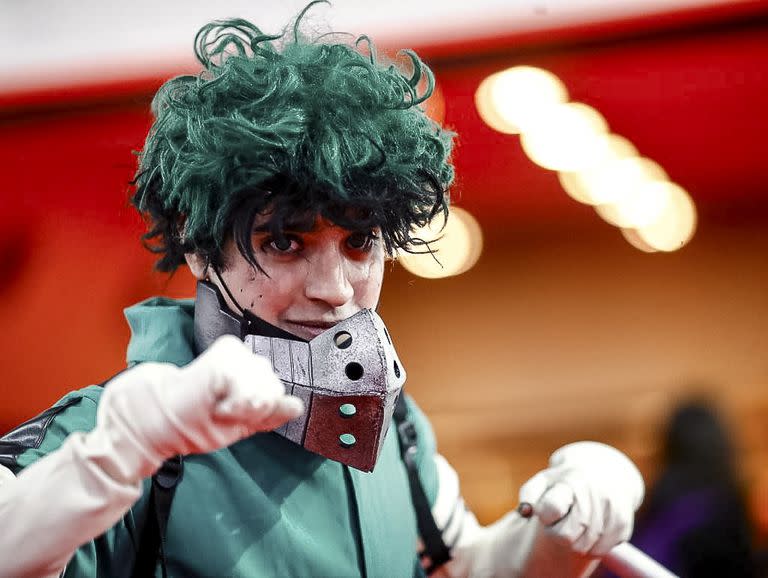 Deku, de My Hero Academia, en una recreación muy precisa, completa con pelo verde