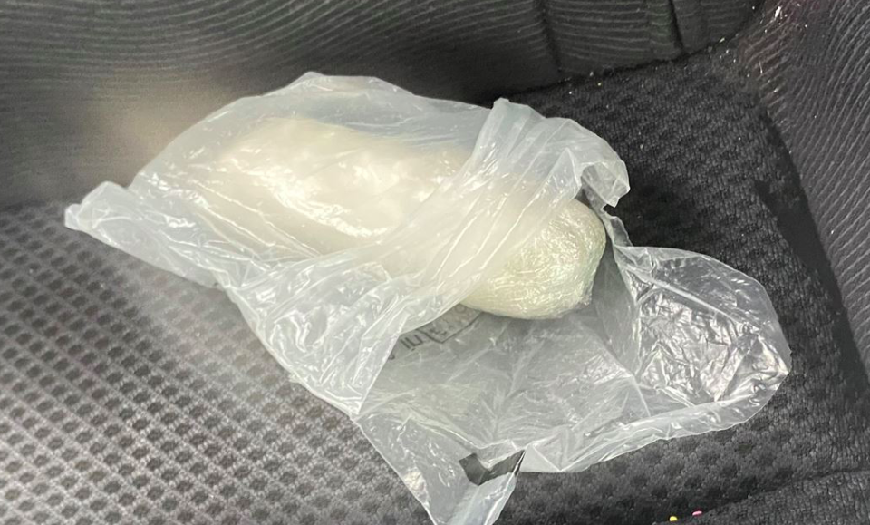 Drugs with a street value of £4,000 were discovered in the vehicle. (Thames Valley Police)