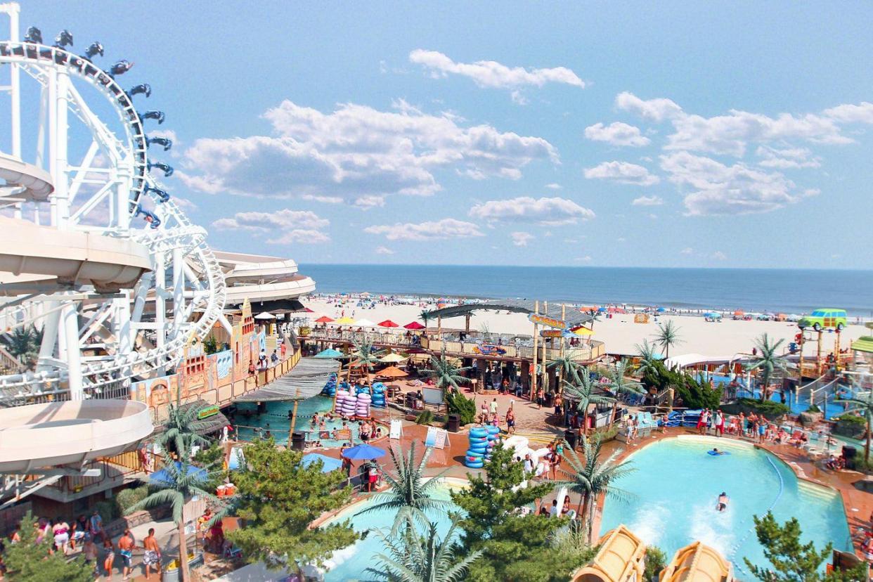 Morey’s Piers & Beachfront Water Parks