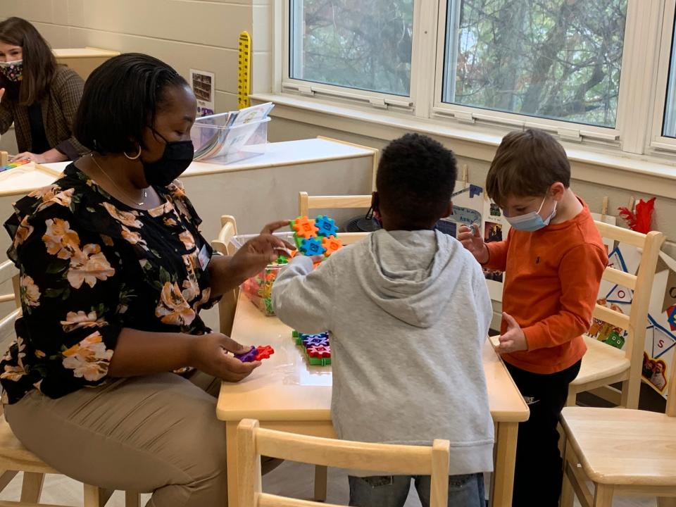 A teacher with her students at the University of Alabama’s Early Learning Institute.