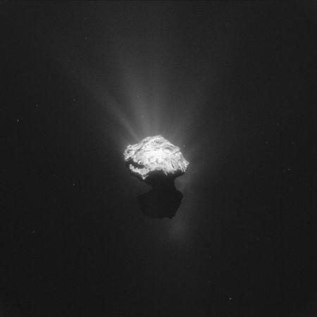 The Comet 67P/Churyumov-Gerasimenko is seen in an image taken by the Rosetta space probe on June 7, 2015 and distributed by the European Space Agency (ESA) on June 17, 2015. REUTERS/ESA - European Space Agency/Handout via Reuters