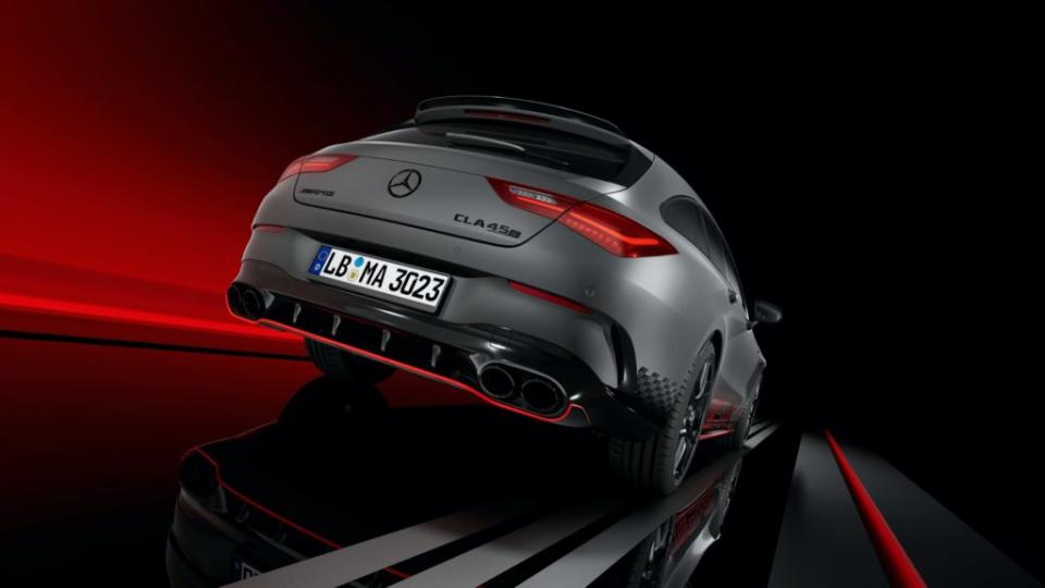 45車型上又另外提供了限量AMG Street Style Edition特別版。(圖片來源/ M-Benz)